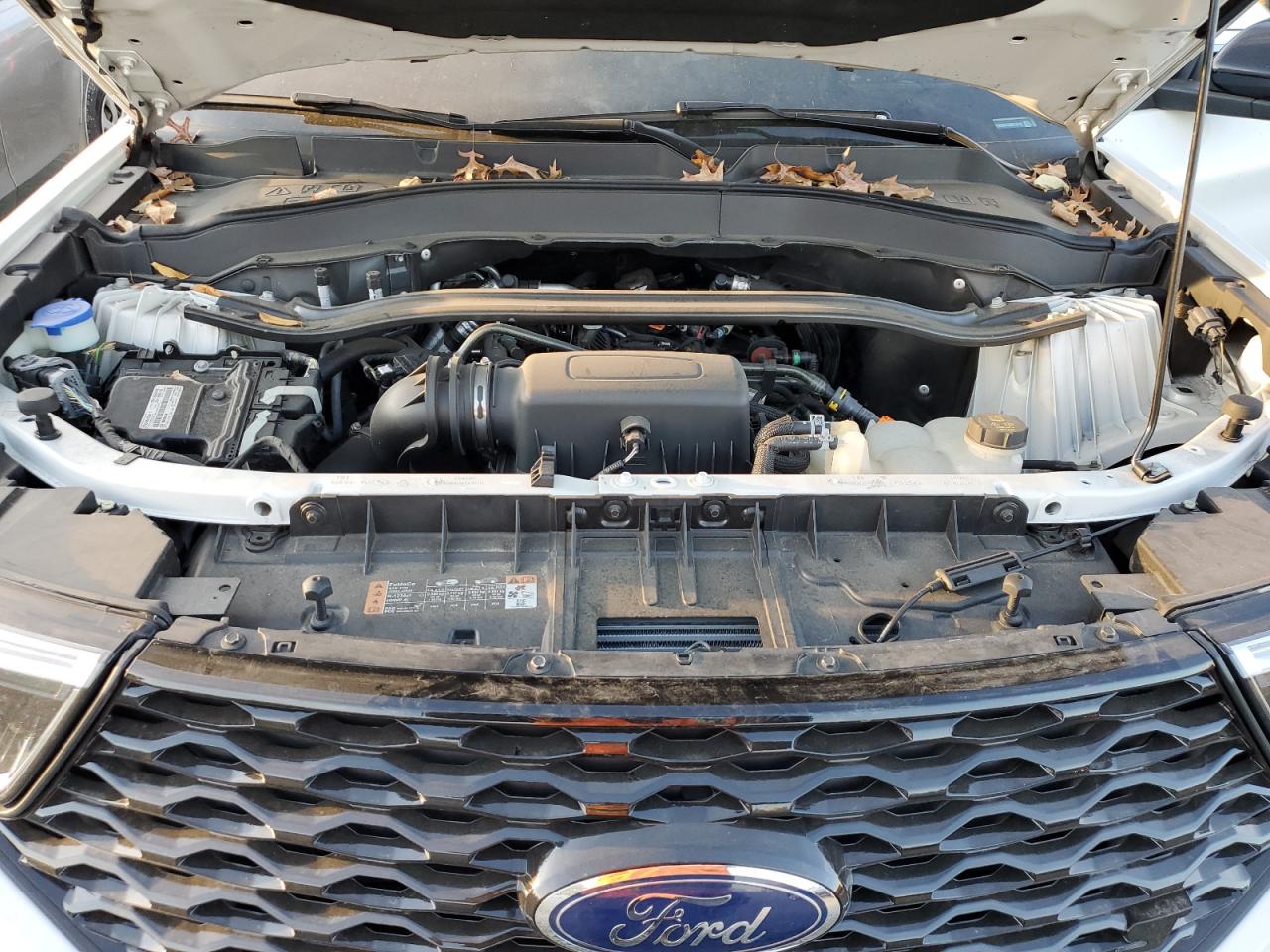 2021 Ford Explorer - Image 12