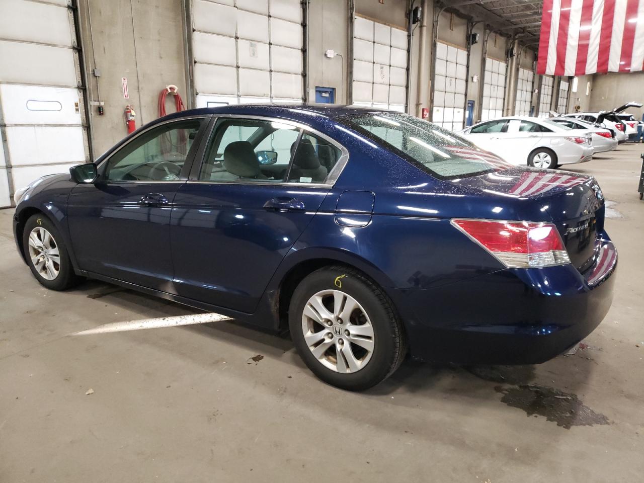 2009 Honda Accord - Image 2