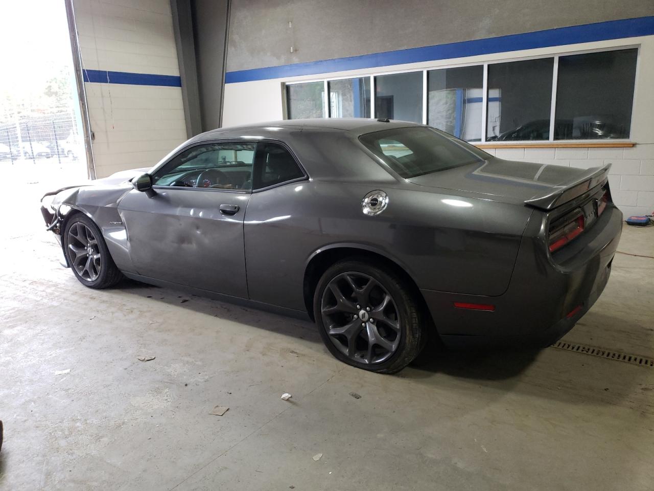2019 Dodge Challenger - Image 2