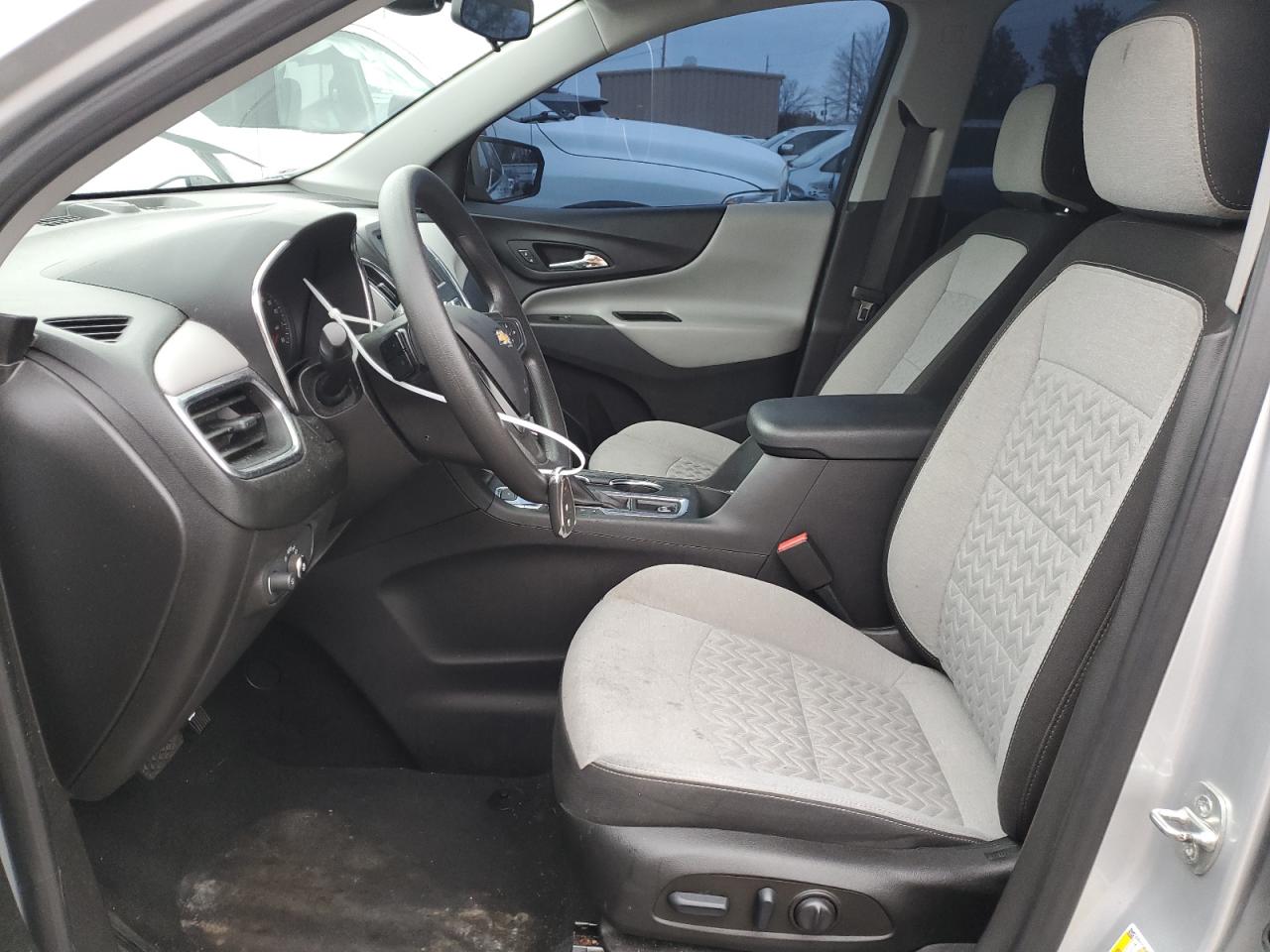 2022 Chevrolet Equinox - Image 7