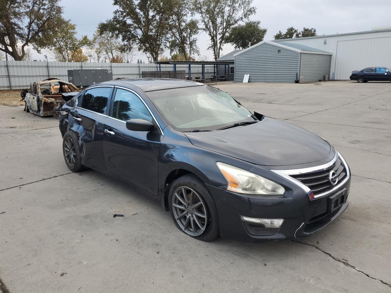2014 Nissan Altima - Image 4