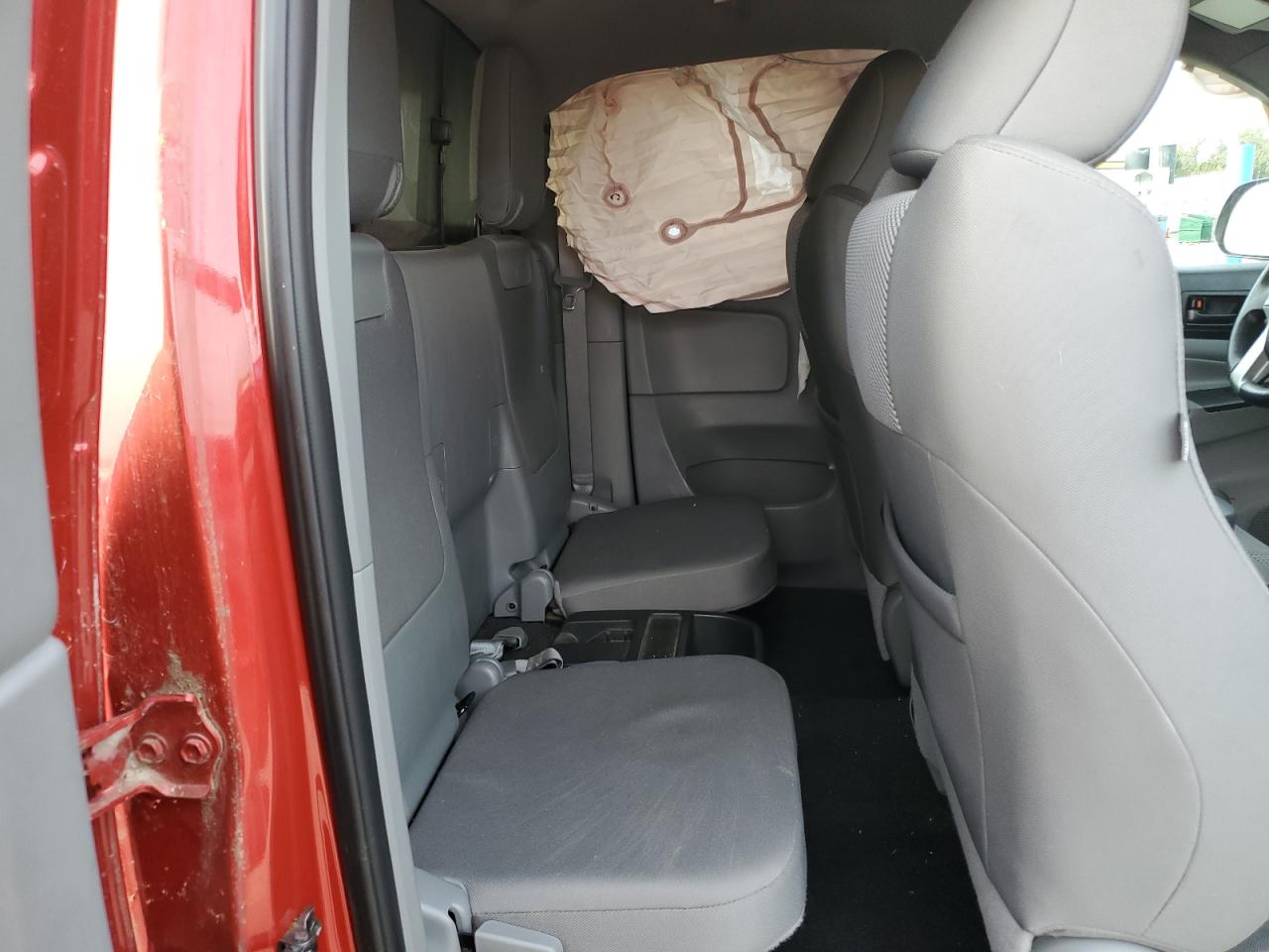 2013 Toyota Tacoma - Image 10