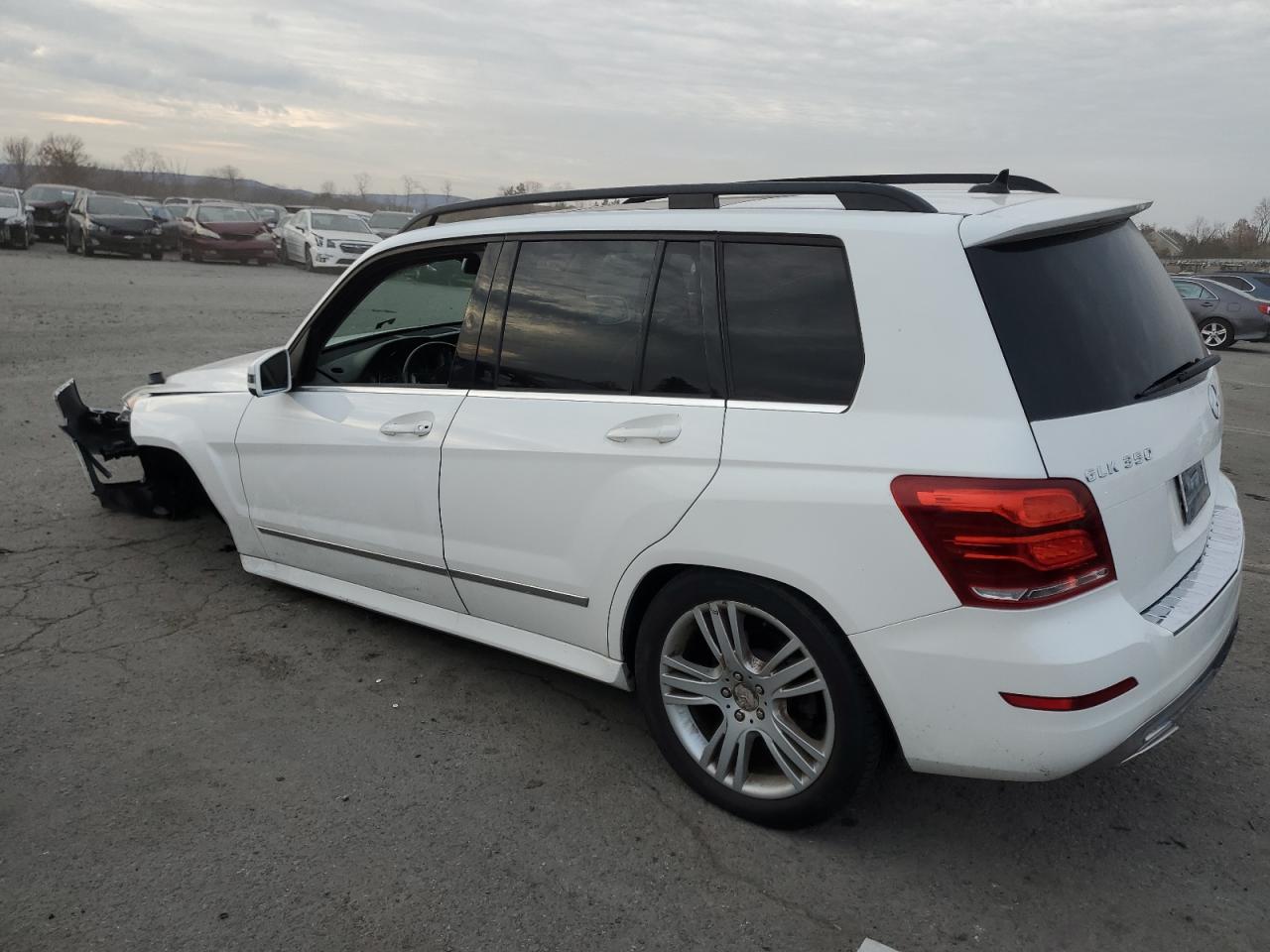 VIN WDCGG5HB4DG147779 2013 MERCEDES-BENZ GLK-CLASS no.2