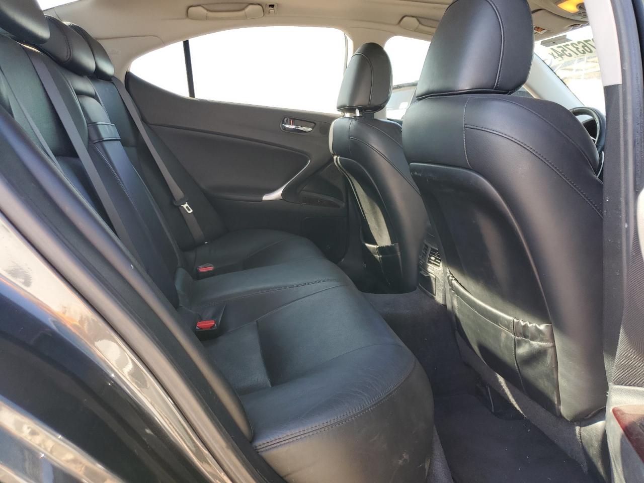 2008 Lexus IS - Image 10