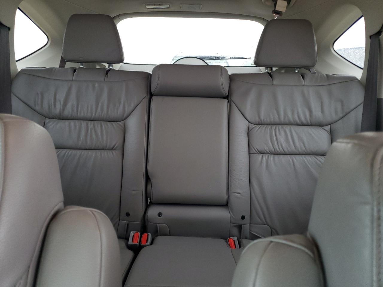 2013 Honda CR-V - Image 10