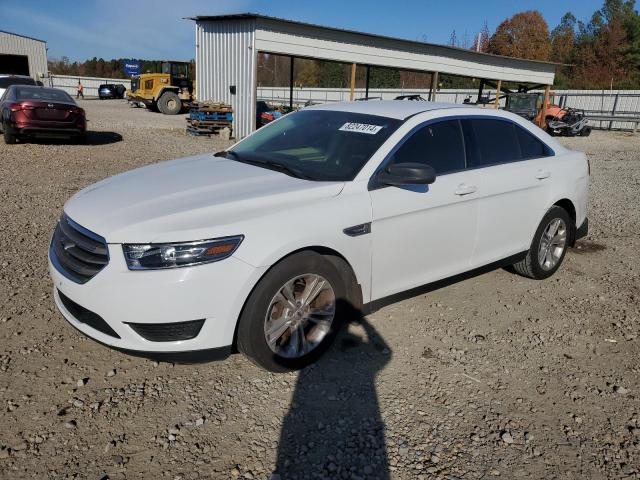 2018 Ford Taurus Se