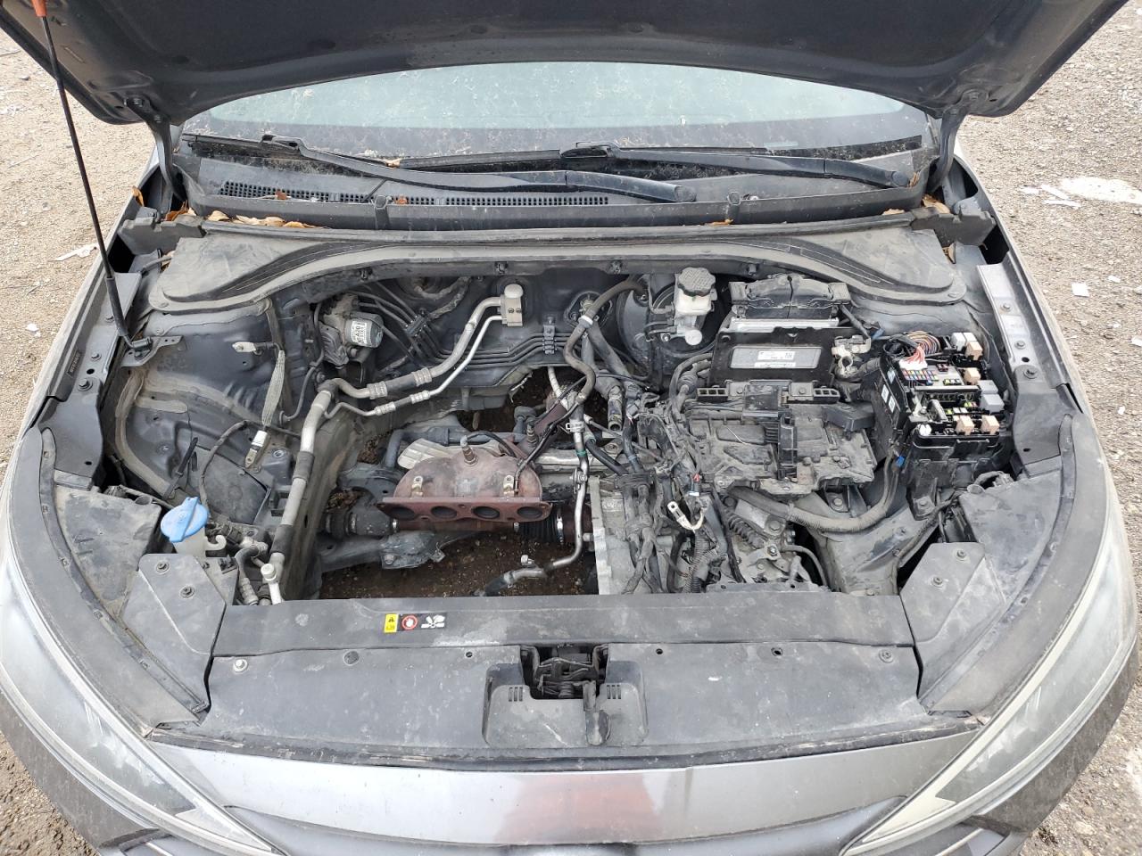 2019 Hyundai Elantra - Image 11