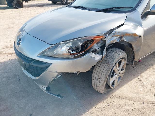 2010 MAZDA 3 TS D