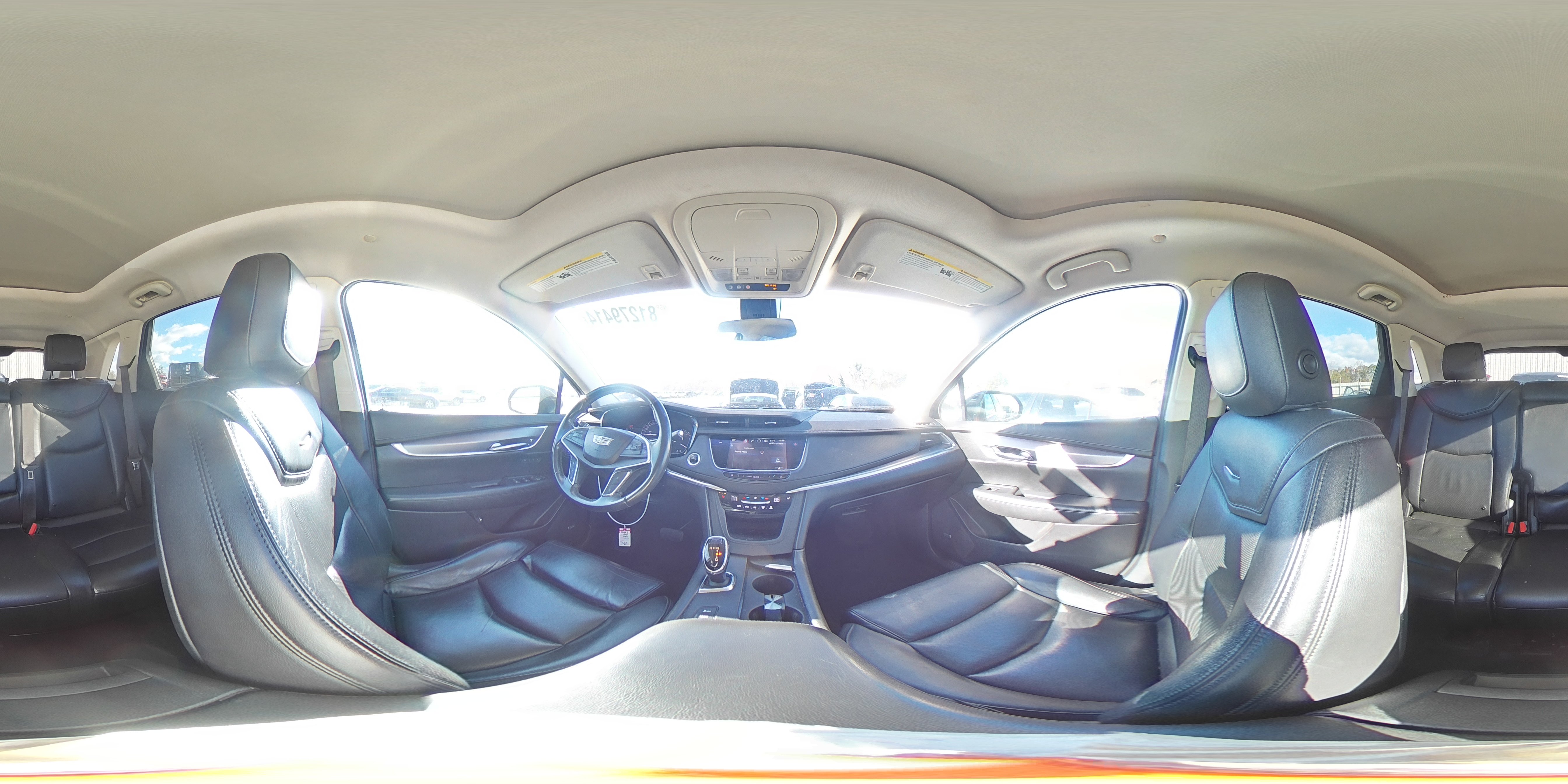 2017 Cadillac XT5 - Image 14