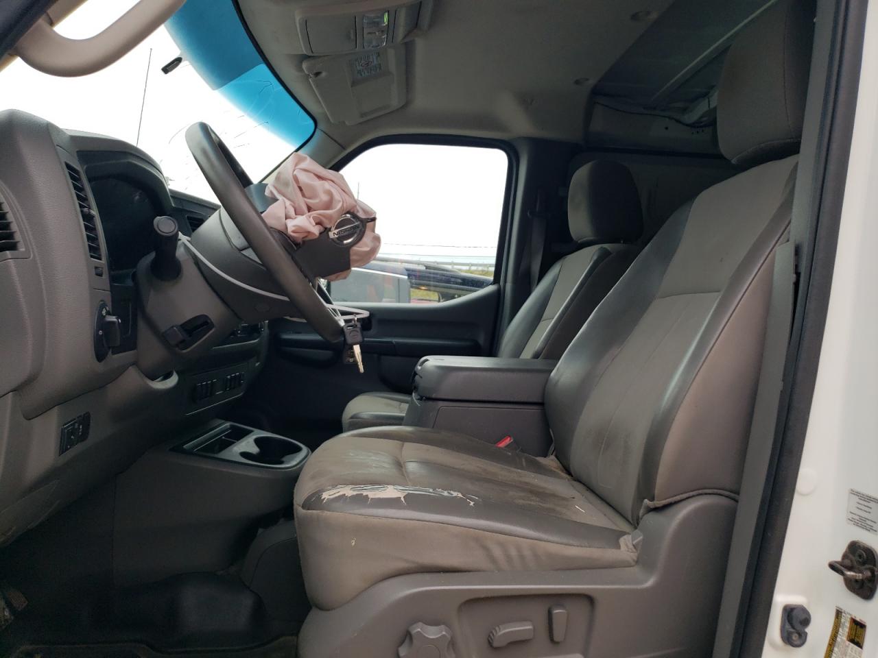 2014 Nissan NV - Image 7