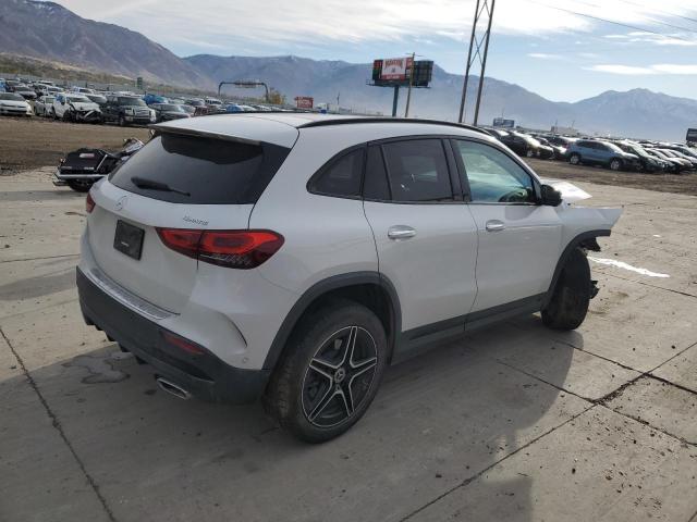  MERCEDES-BENZ GLA-CLASS 2022 Белый