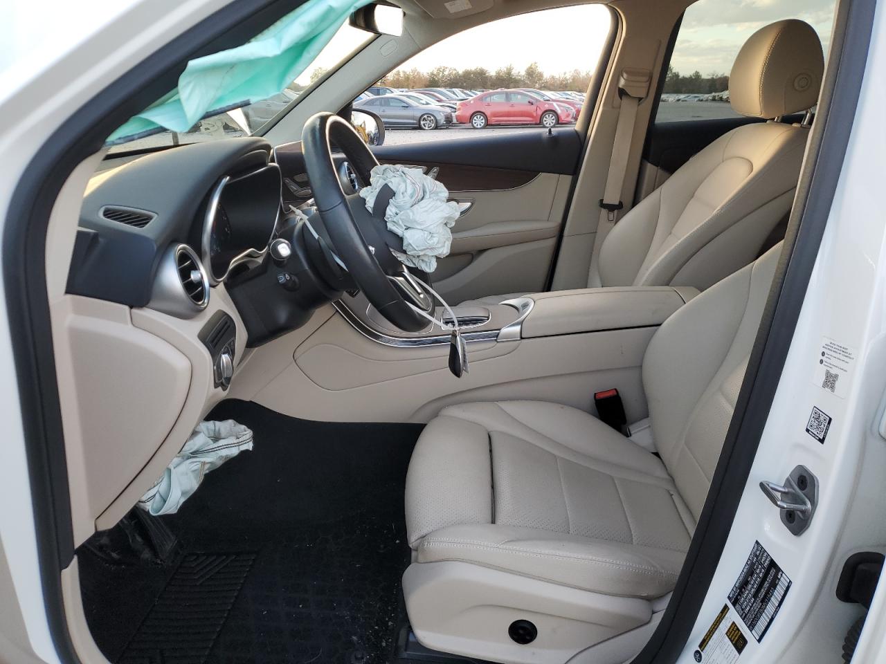 2021 Mercedes-Benz GLC - Image 7