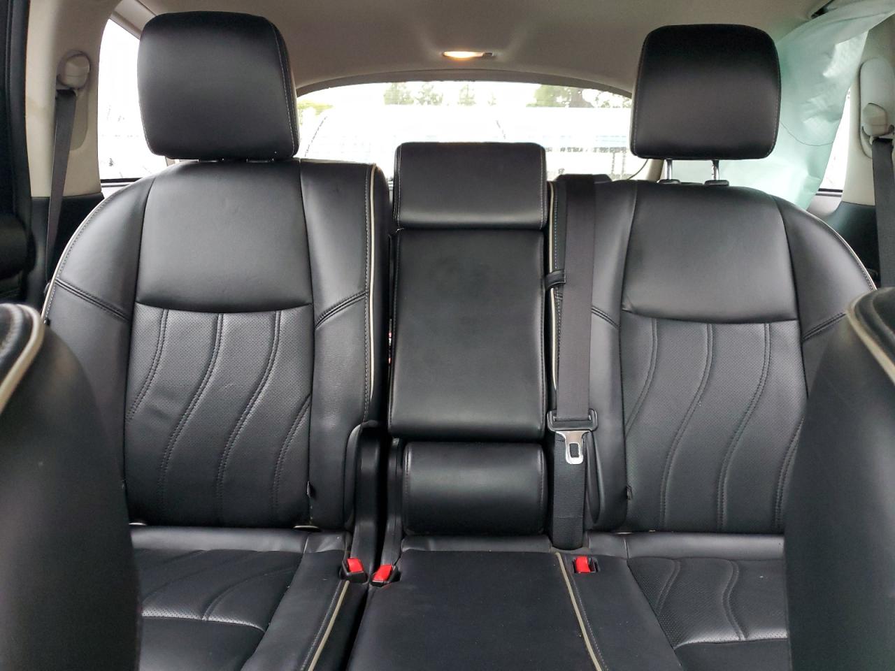 2018 Infiniti QX60 - Image 10
