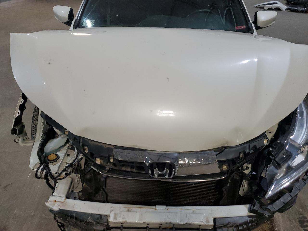 2017 Honda Accord - Image 13