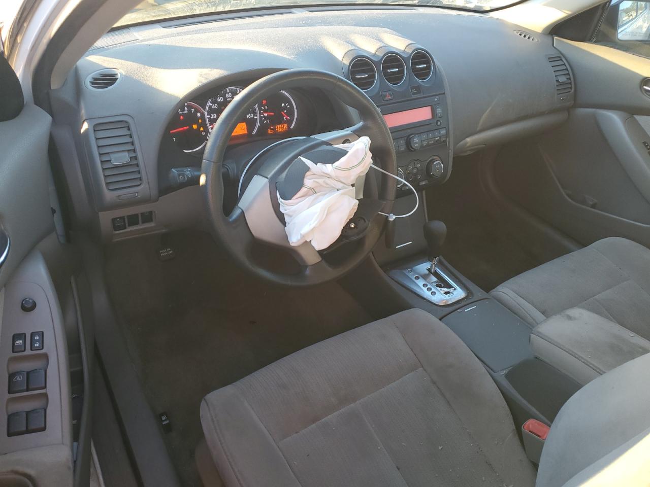 2011 Nissan Altima - Image 8