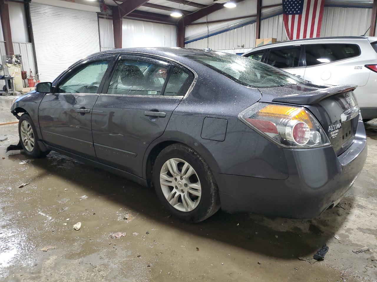2012 Nissan Altima - Image 2
