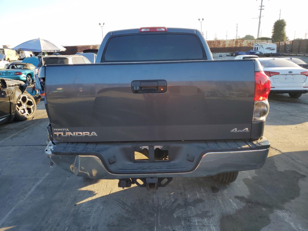 2007 Toyota Tundra Crewmax Sr5 VIN: 5TBDV54177S472666 Lot: 81801394