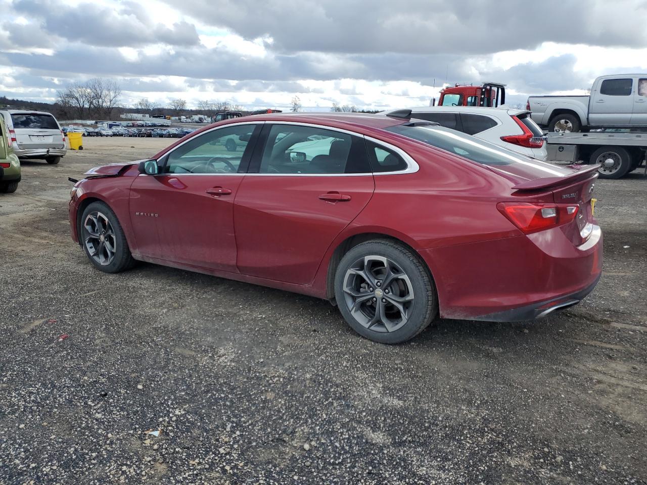 2019 Chevrolet Malibu - Image 2