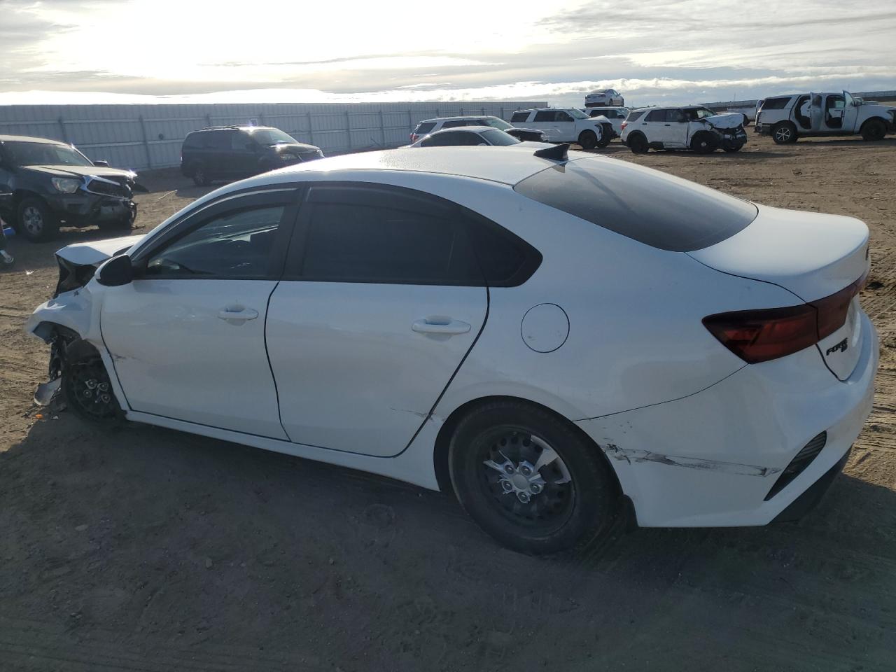 2023 Kia Forte - Image 2