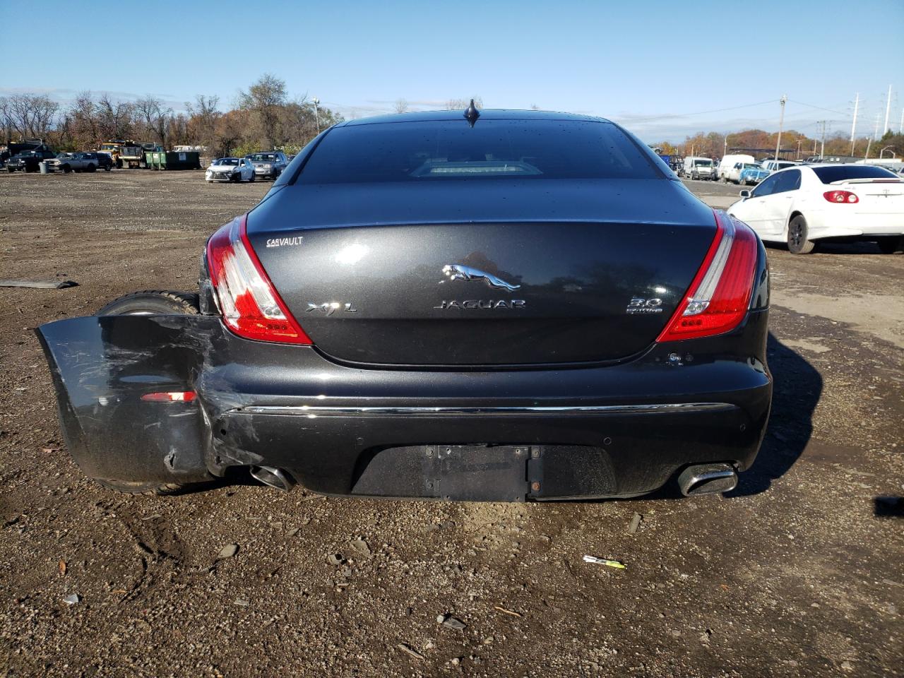 2015 Jaguar XJ - Image 6