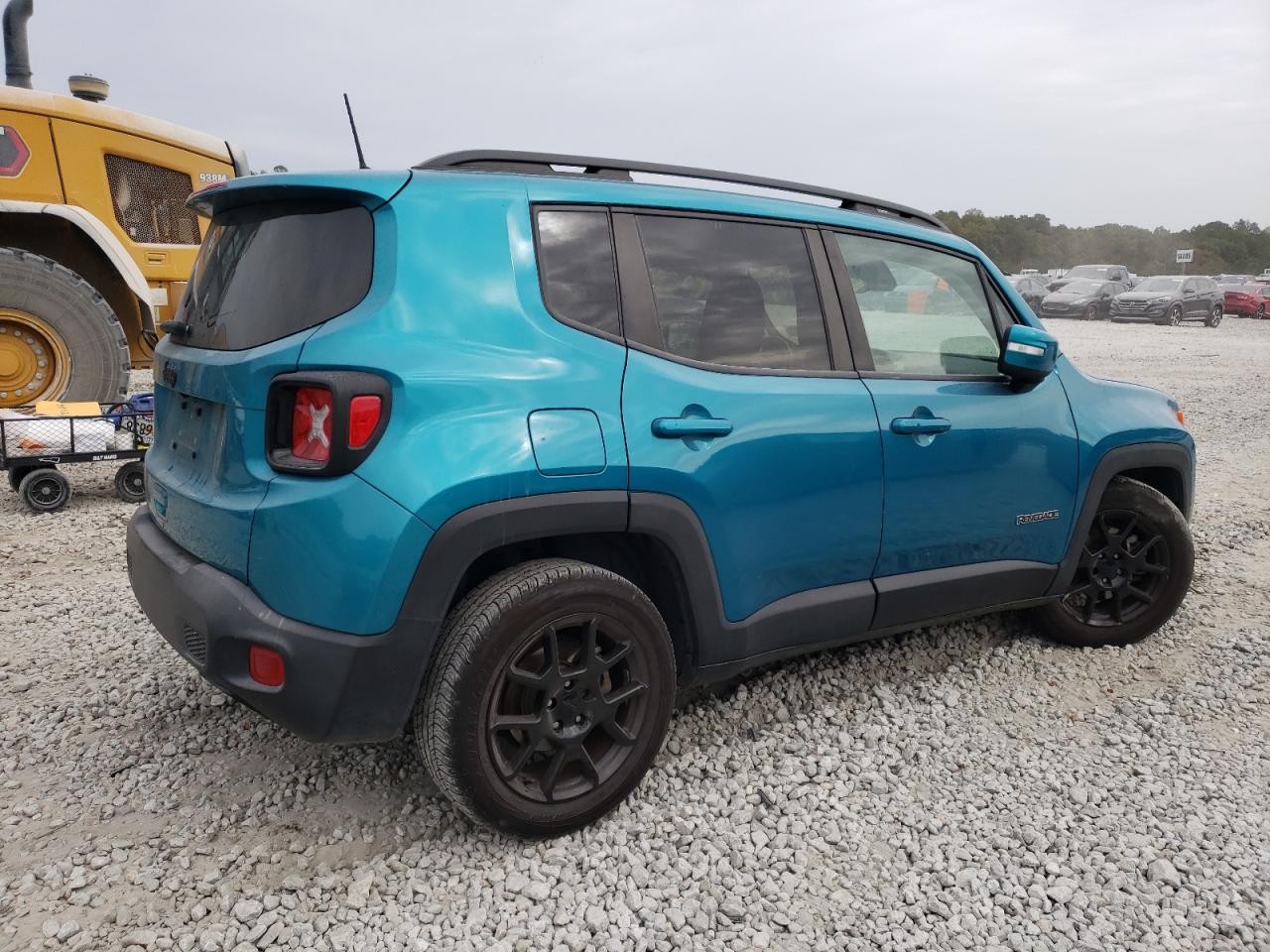 VIN ZACNJABB0LPL76619 2020 JEEP RENEGADE no.3