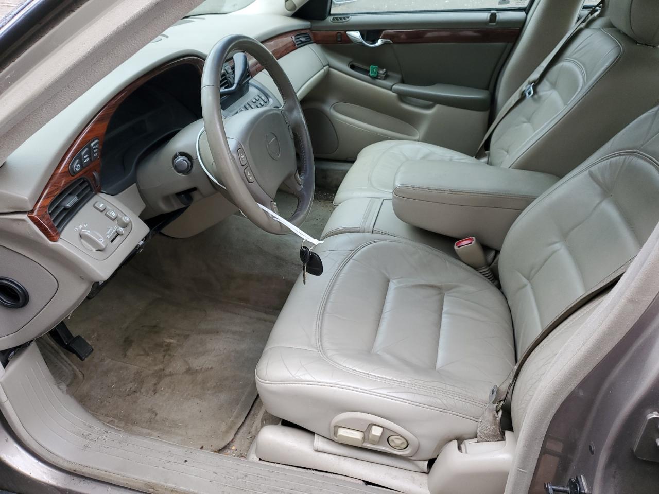 2003 Cadillac De Ville - Image 7