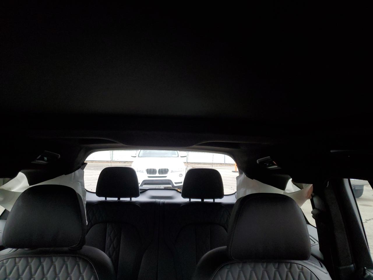 2021 BMW X7 - Image 10