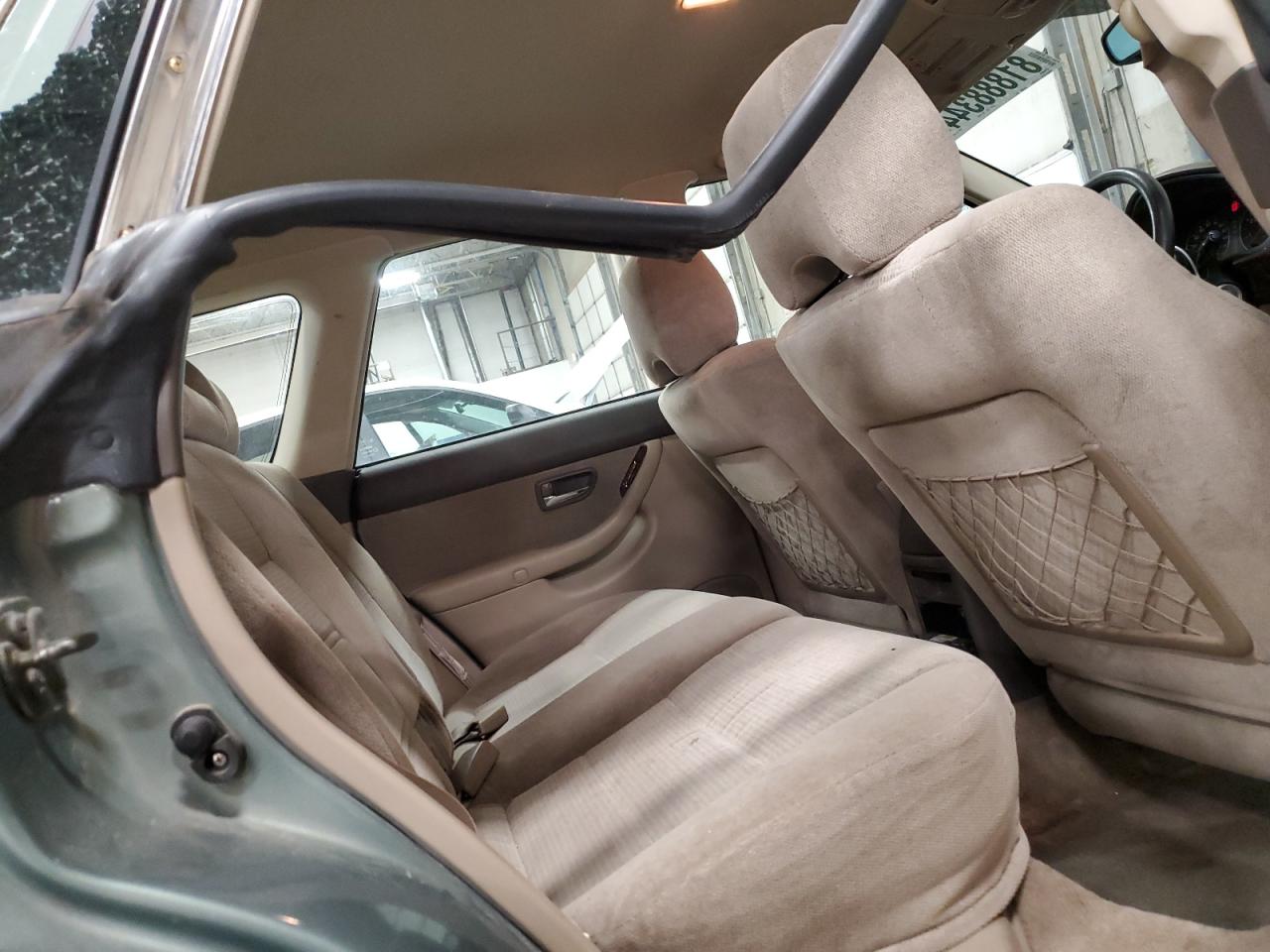 2003 Subaru Legacy - Image 10