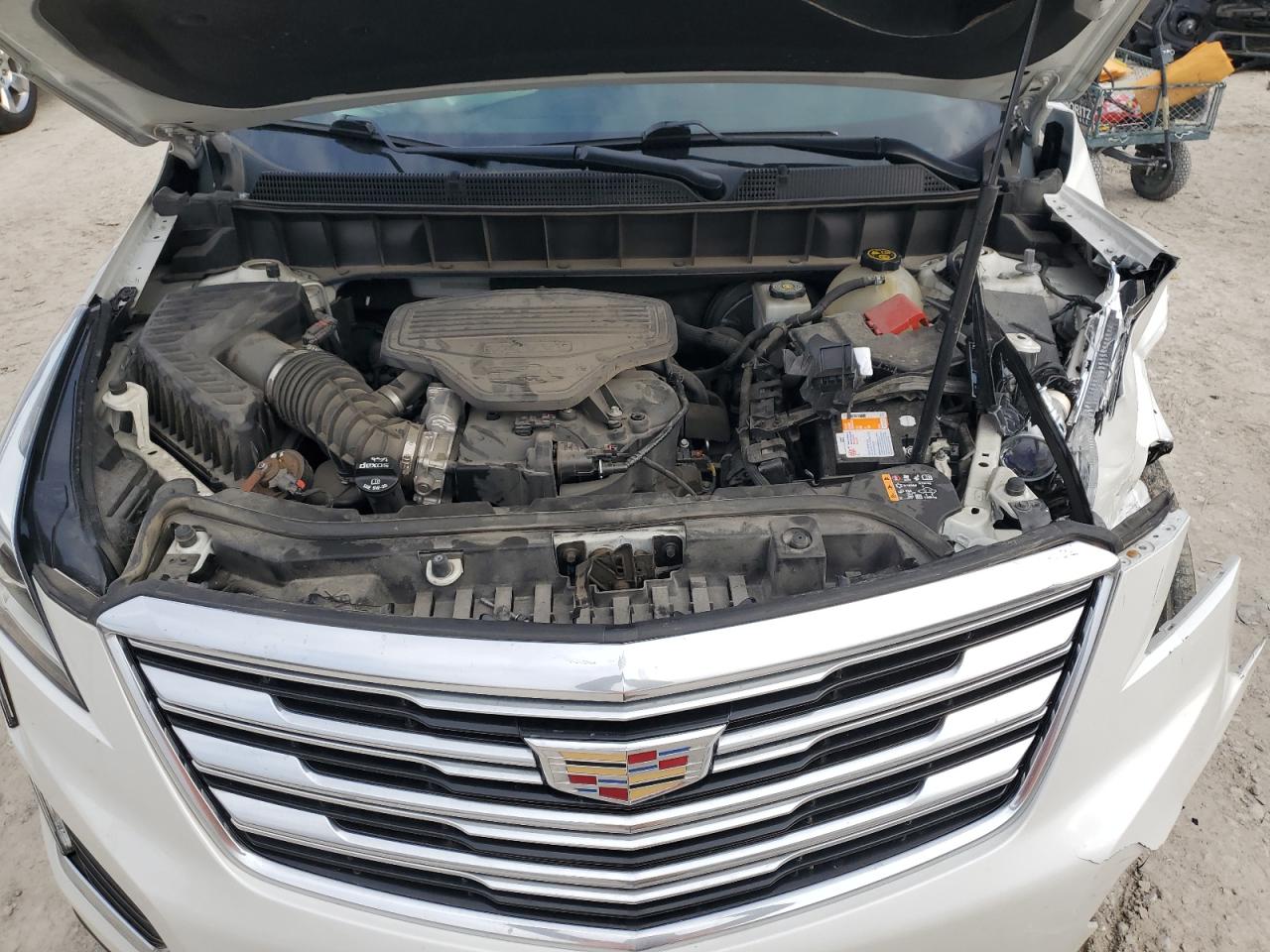 VIN 1GYKNARS9KZ122708 2019 CADILLAC XT5 no.12