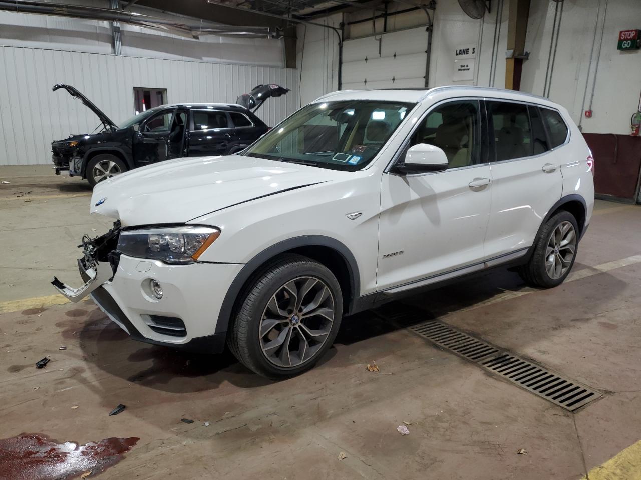 VIN 5UXWX9C54F0D46774 2015 BMW X3 no.1