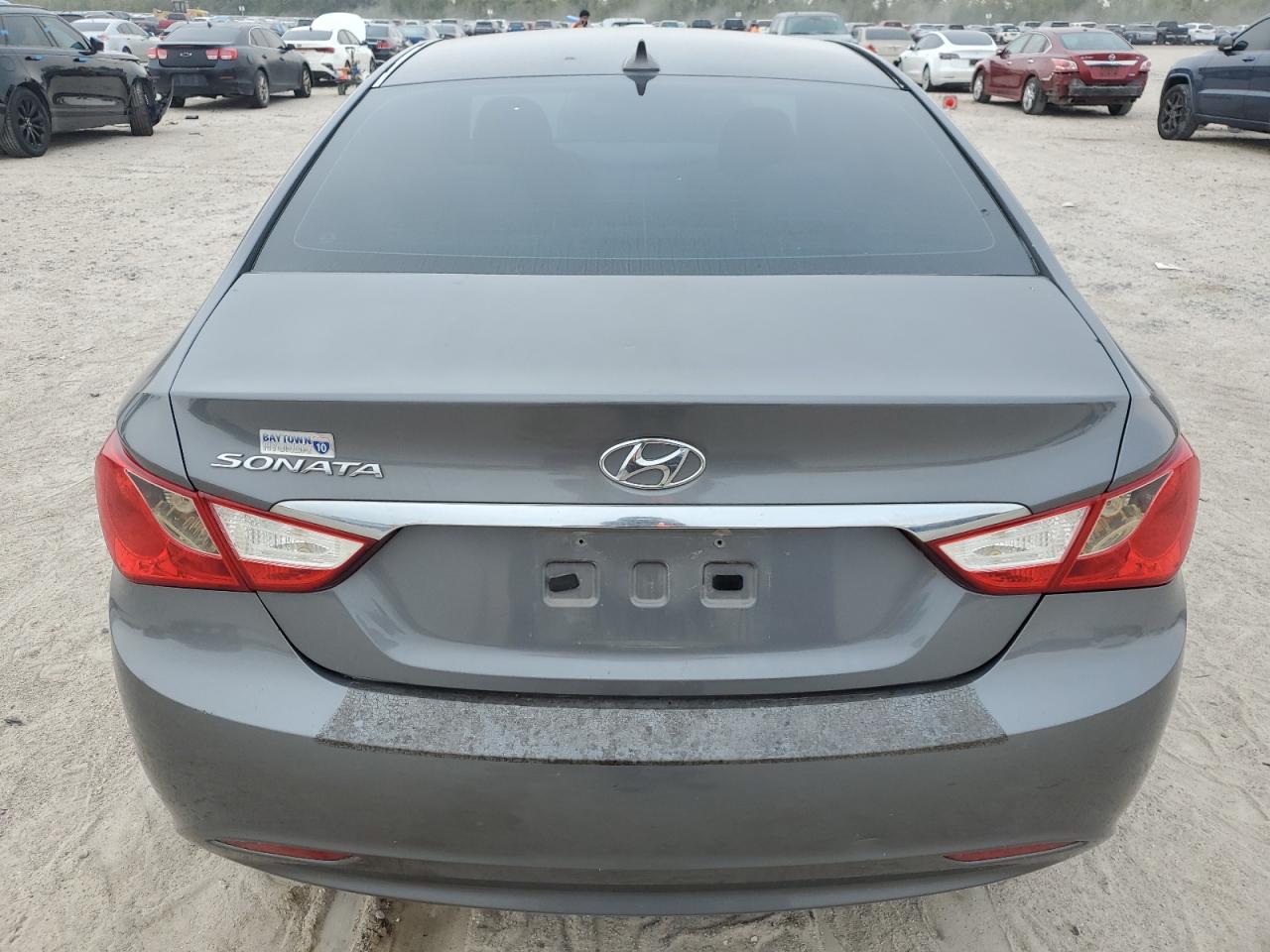 2013 Hyundai Sonata - Image 6