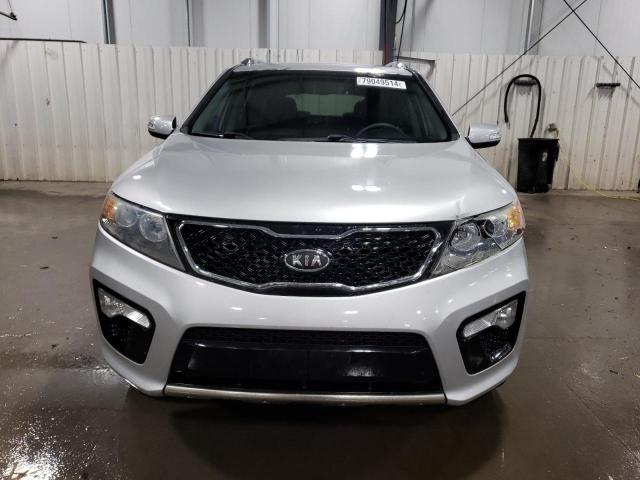  KIA SORENTO 2013 Серебристый