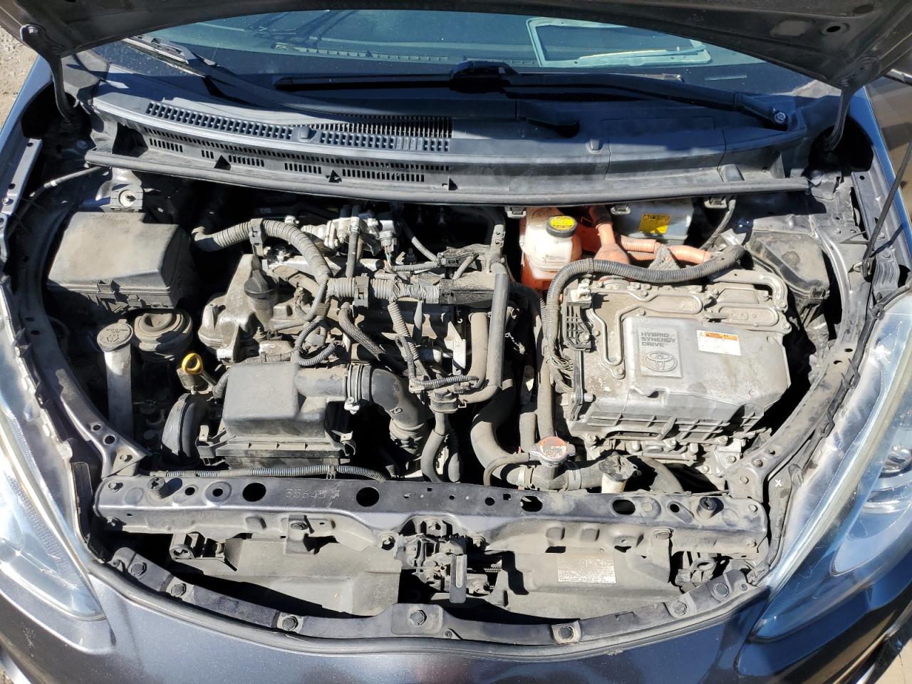 JTDKDTB34F1107769 2015 Toyota Prius C