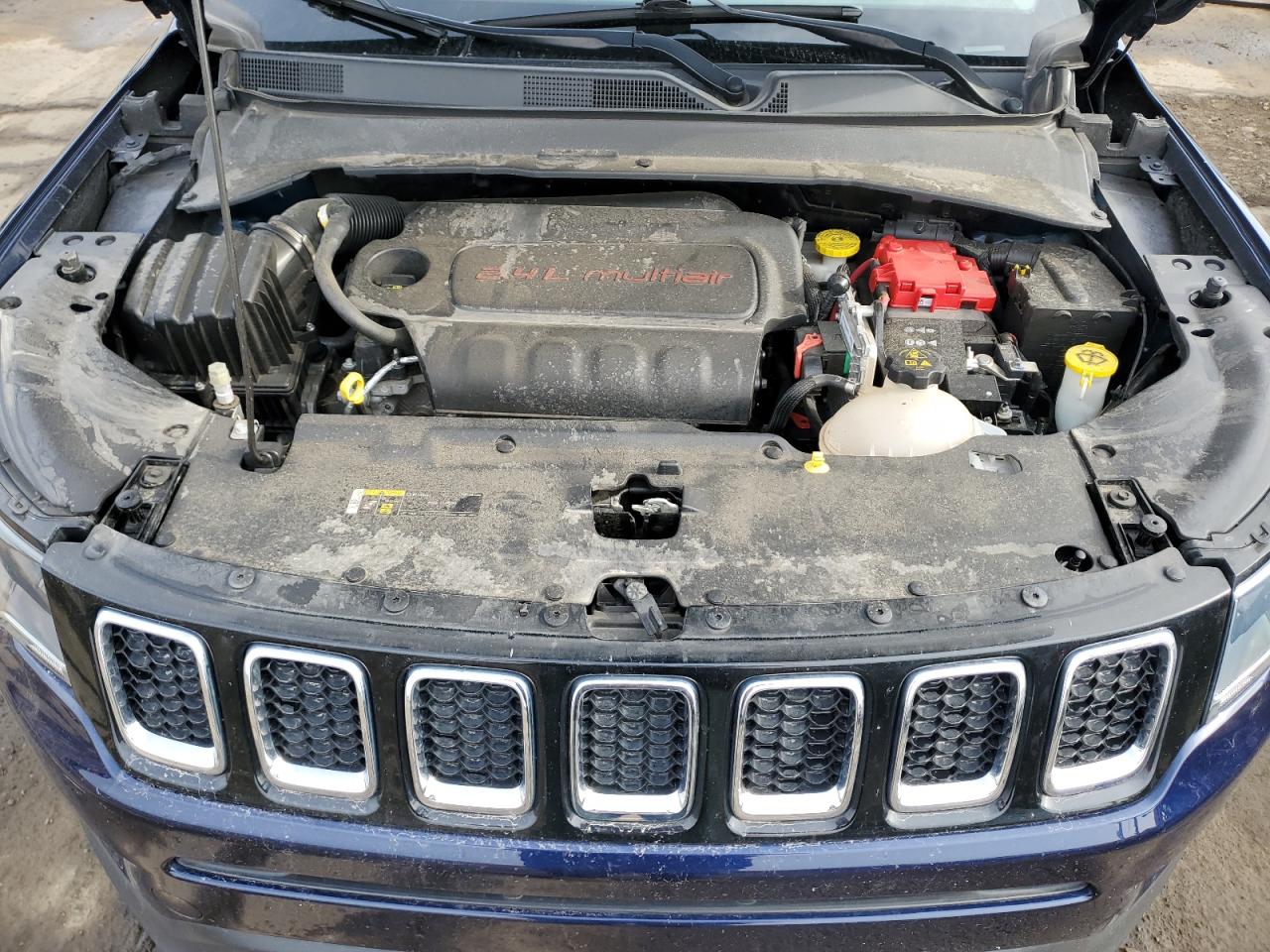 2020 Jeep Compass - Image 12