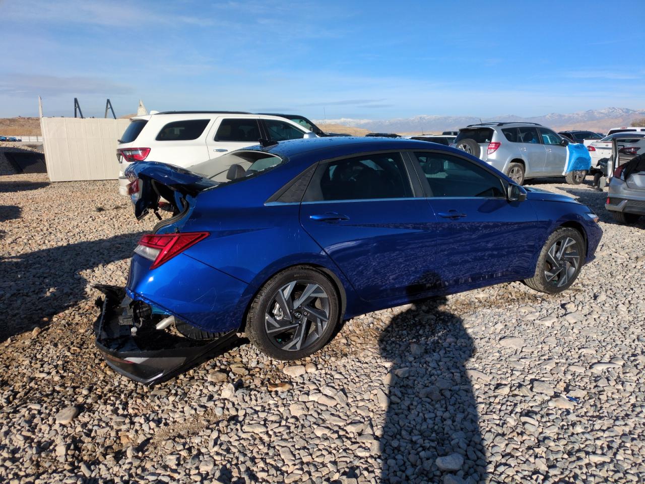 2024 Hyundai Elantra - Image 3
