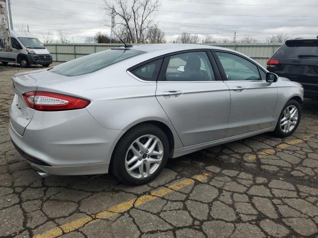  FORD FUSION 2016 Сріблястий