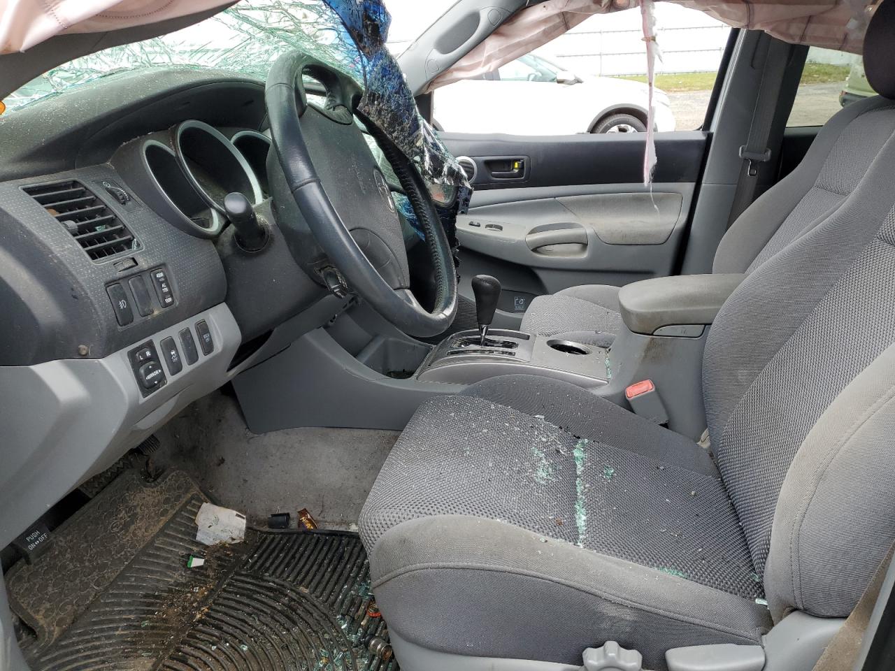 2009 Toyota Tacoma - Image 7