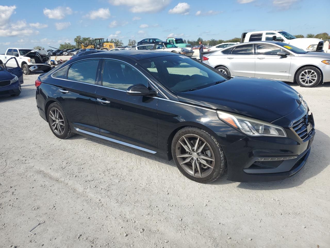 2015 Hyundai Sonata - Image 4