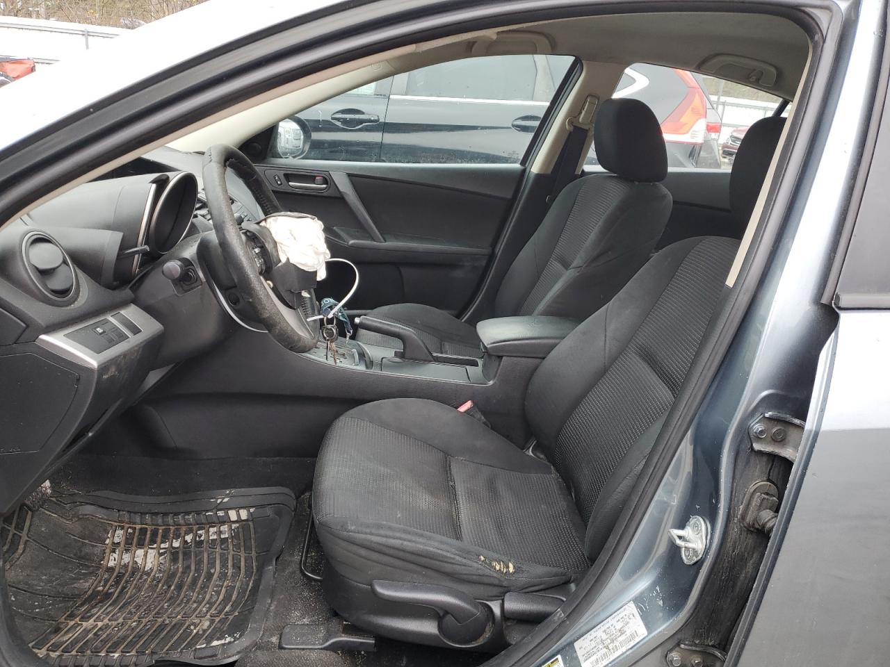 2012 Mazda 3 - Image 7