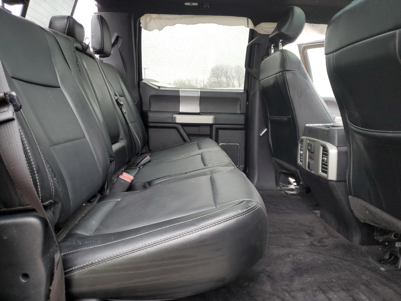 2015 Ford F-150 - Image 11