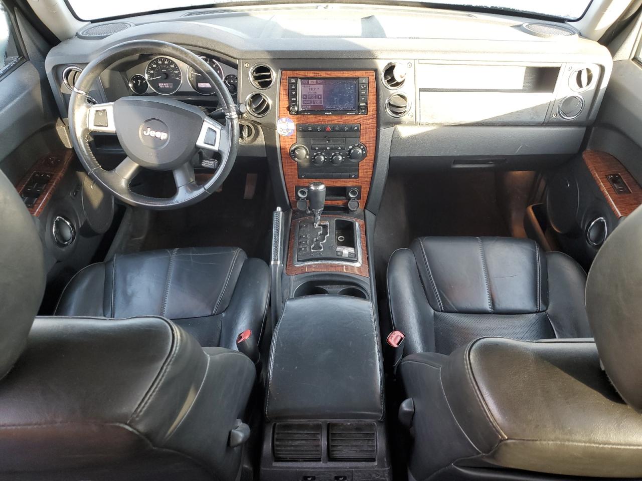 2010 Jeep Commander - Image 8