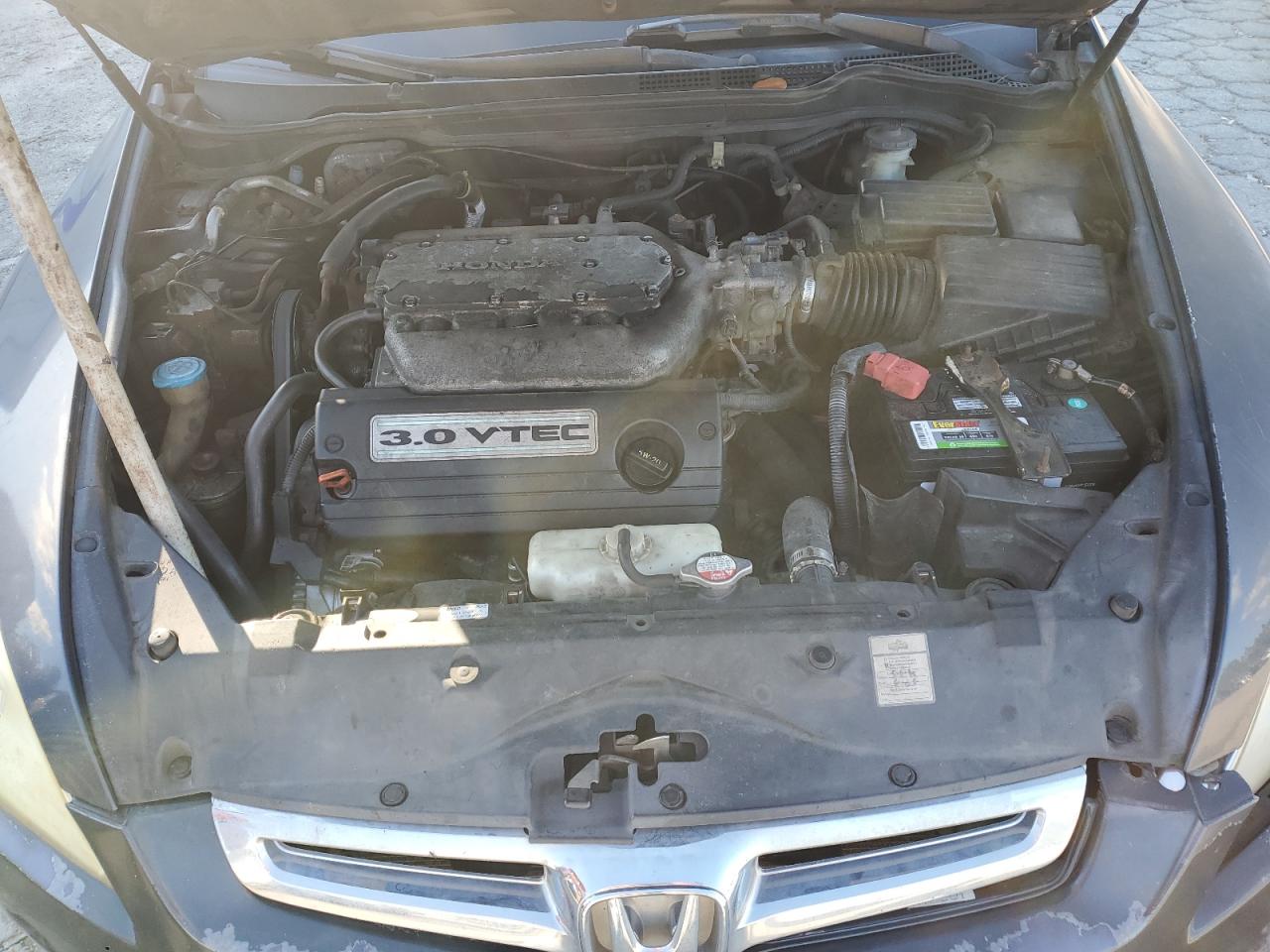 2003 Honda Accord - Image 11