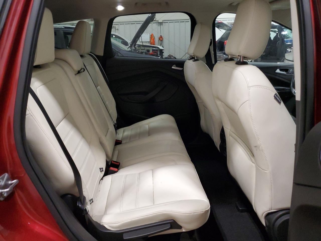 2018 Ford Escape - Image 11