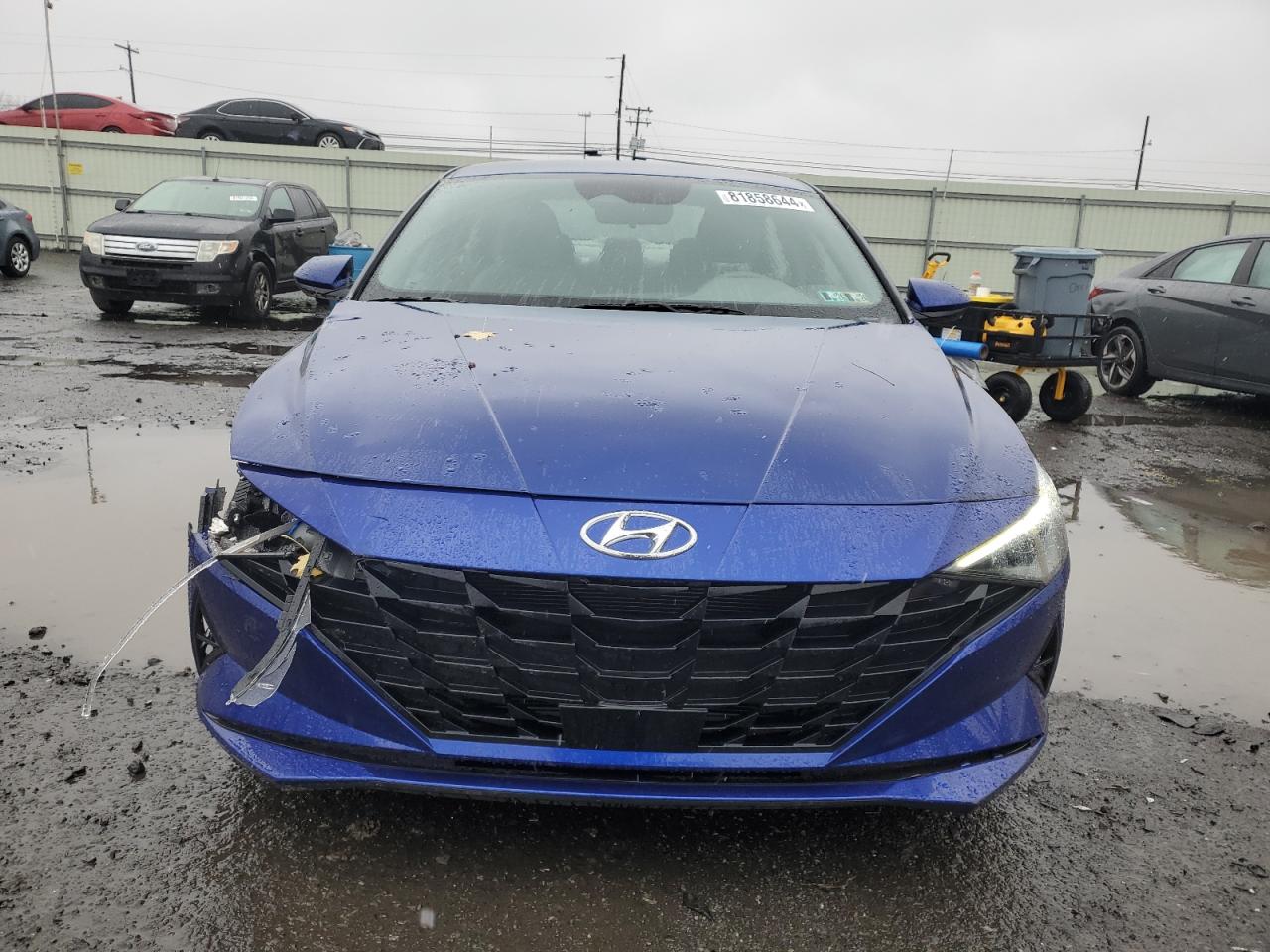 2023 Hyundai Elantra - Image 5