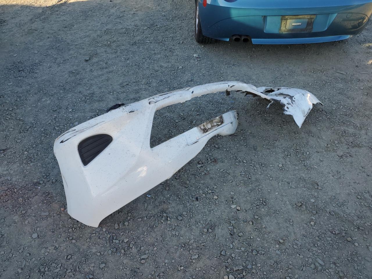 2012 Toyota Yaris - Image 12