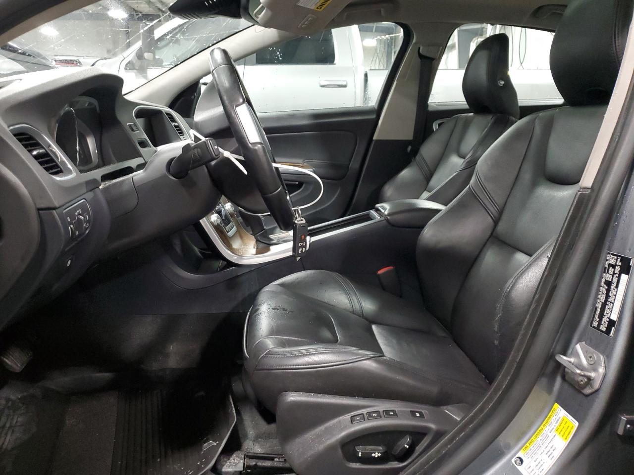 2016 Volvo S60 - Image 7