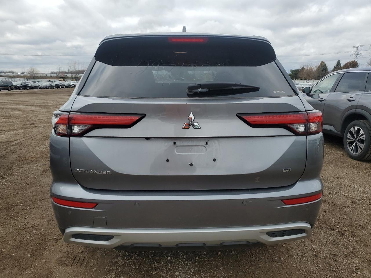 2024 Mitsubishi Outlander Se VIN: JA4J4VA81RZ041962 Lot: 81373394