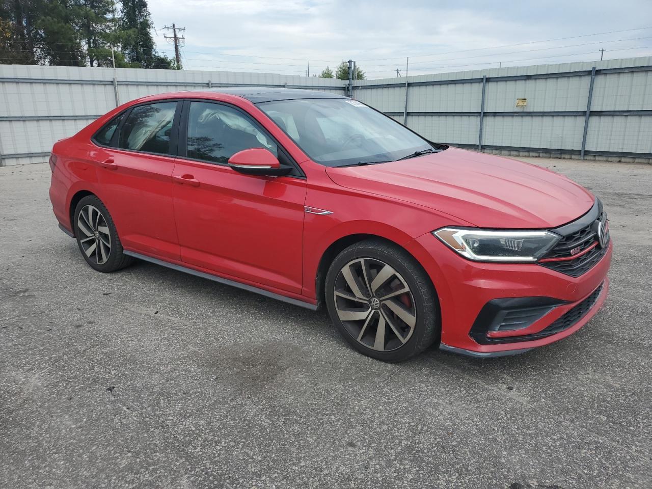 2019 Volkswagen Jetta - Image 4