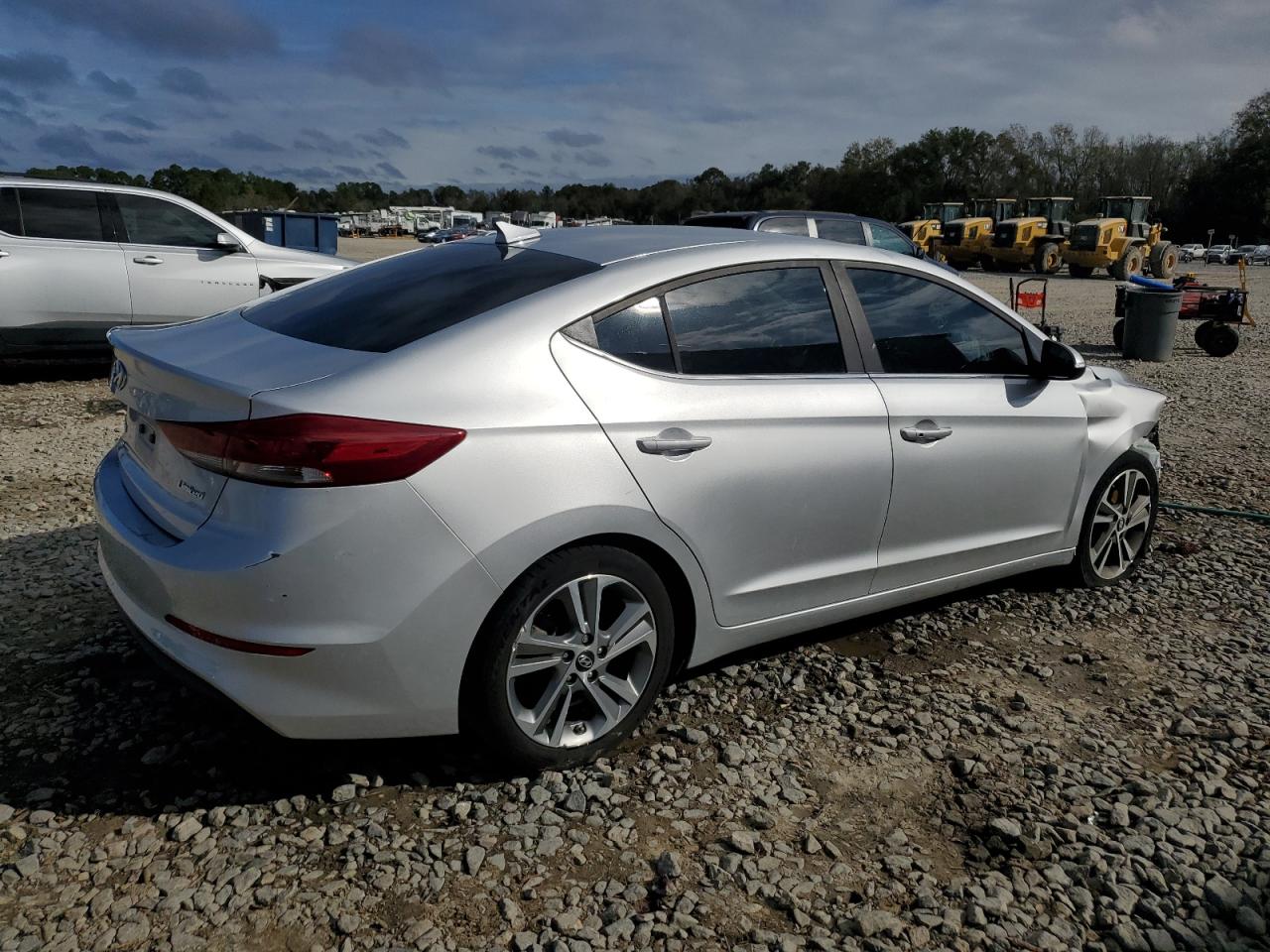 2018 Hyundai Elantra - Image 3