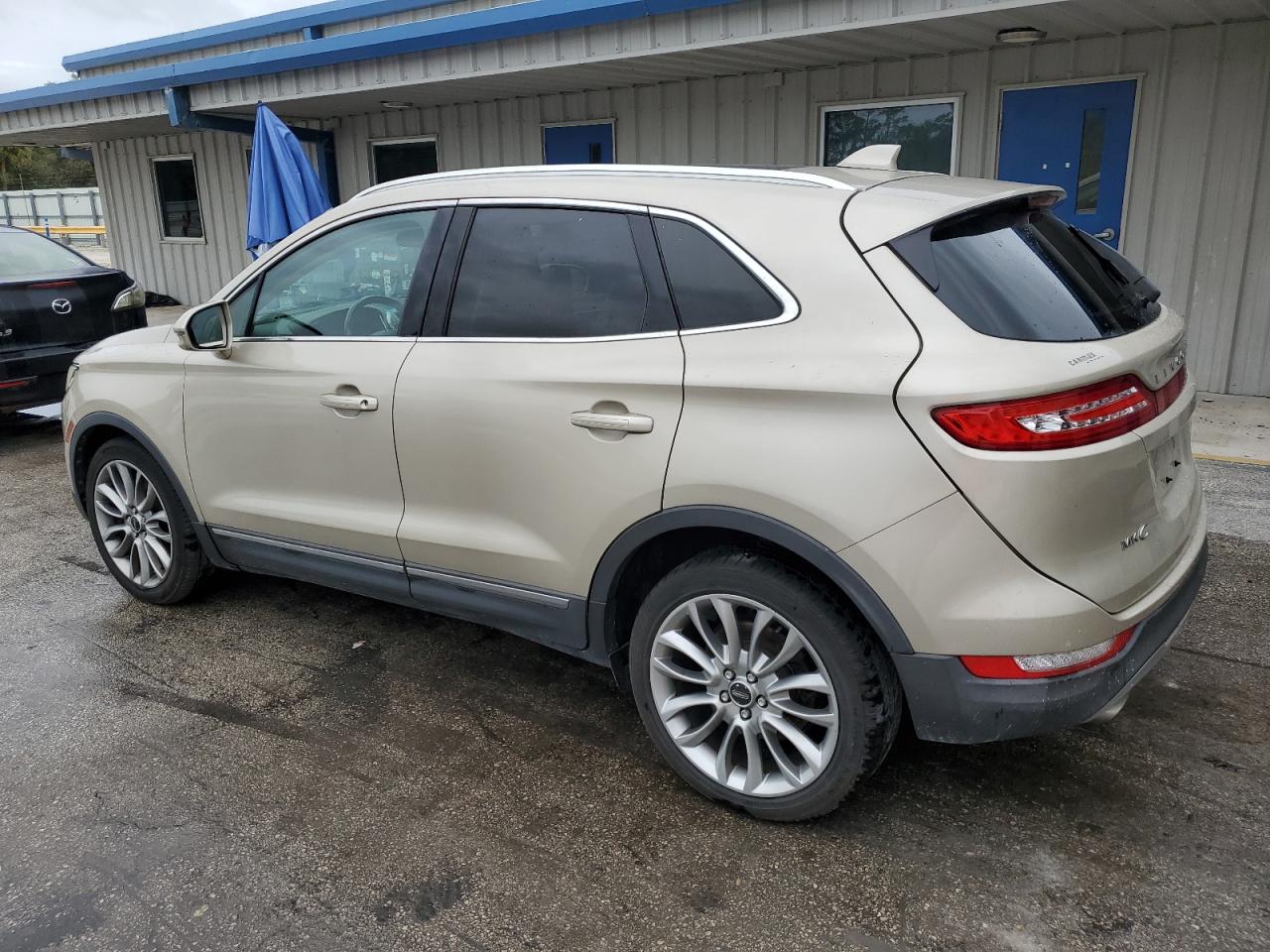 2017 Lincoln MKC - Image 2